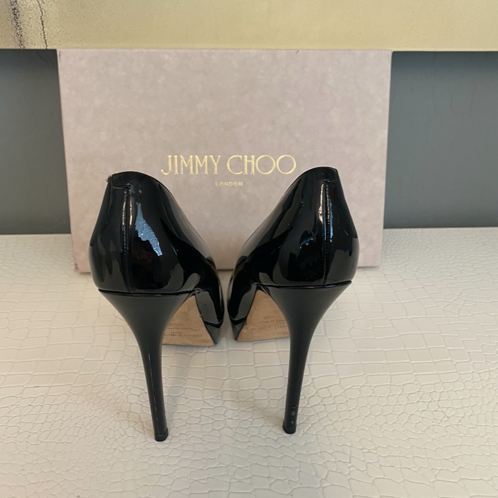 Jimmy Choo - Picture 2 of 6